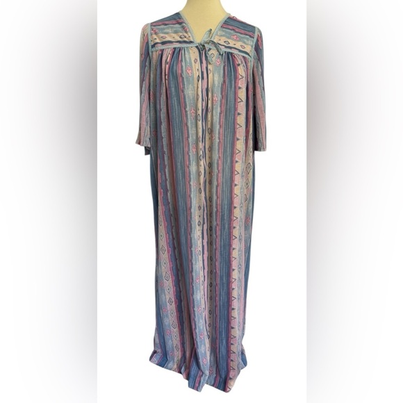 Vintage KOMAR Retro 80s 90s Maxi Zip Closure 1/2 Sleeves Nightgown Size Large - Picture 1 of 12